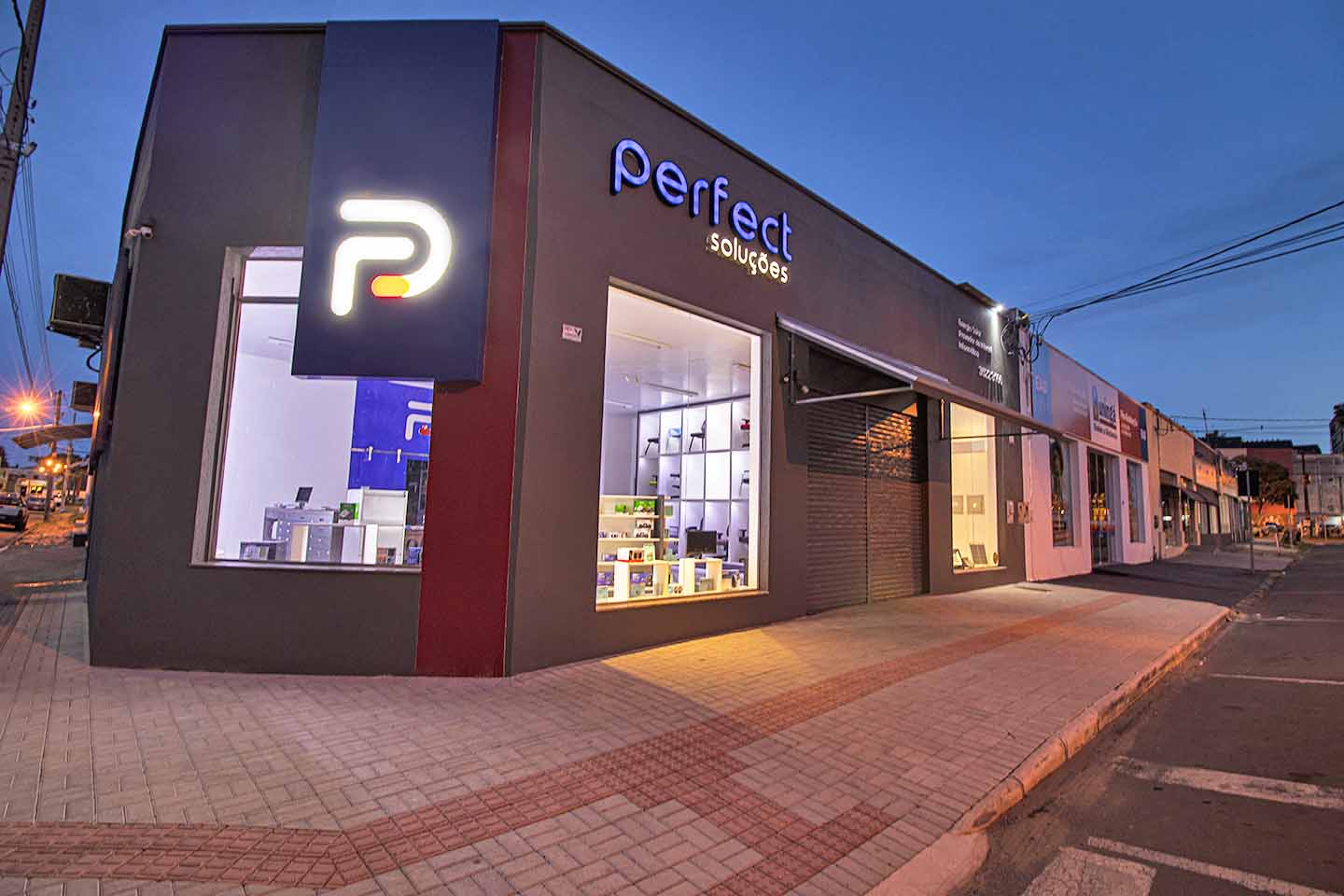 Escritório Serviços, Internet e Produtos